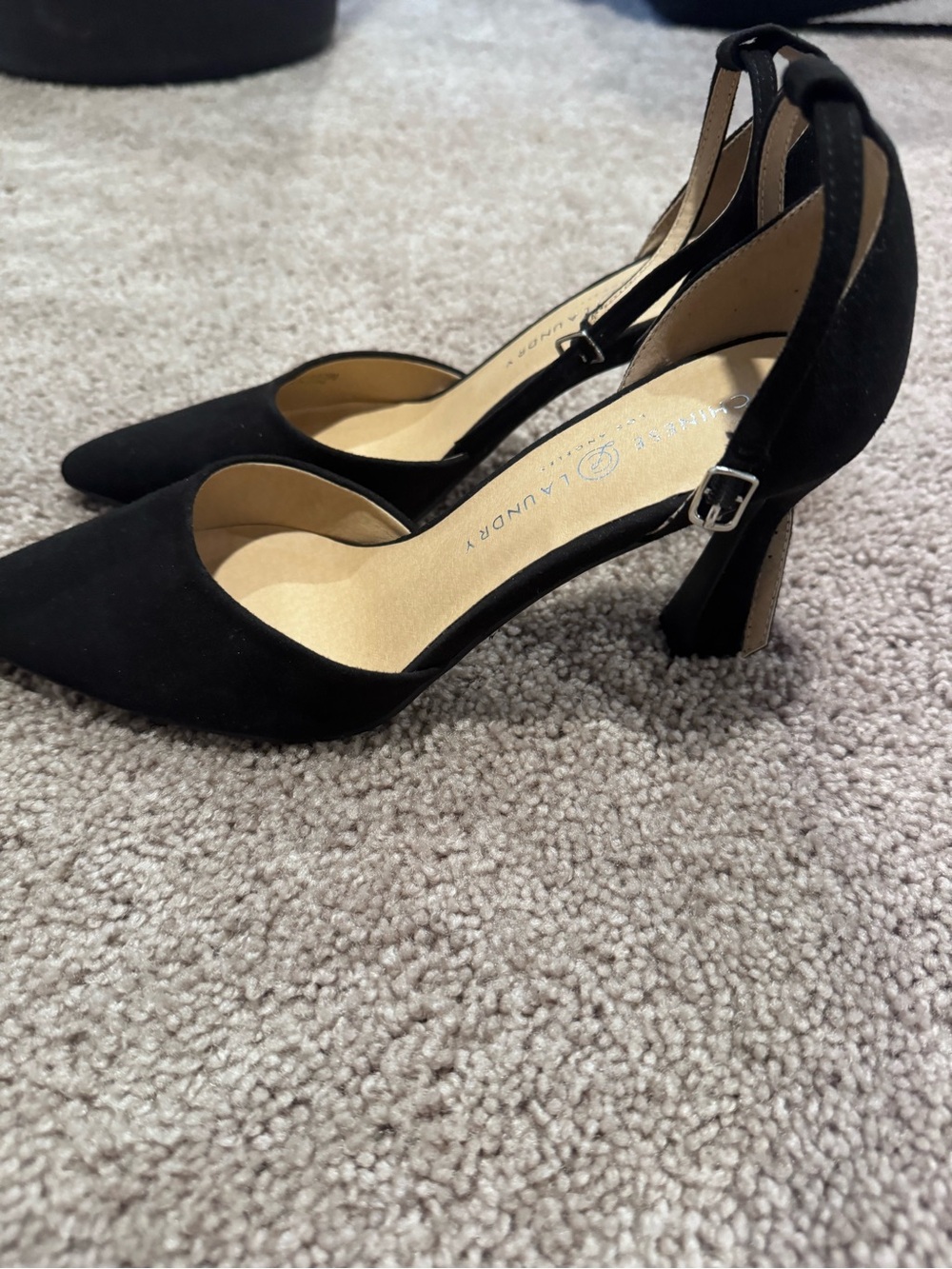 Chinese Laundry Suede Pointed Heels 8.5